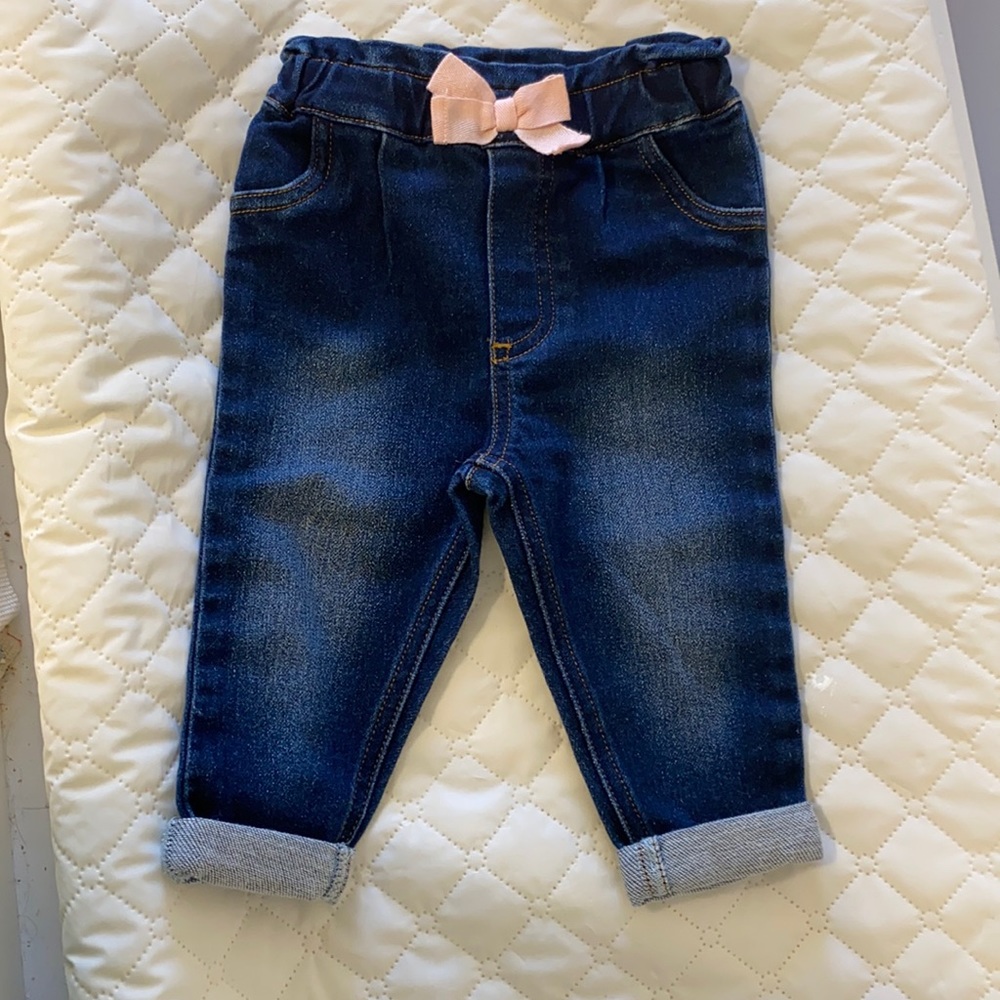 Brand new baby jeans with bow